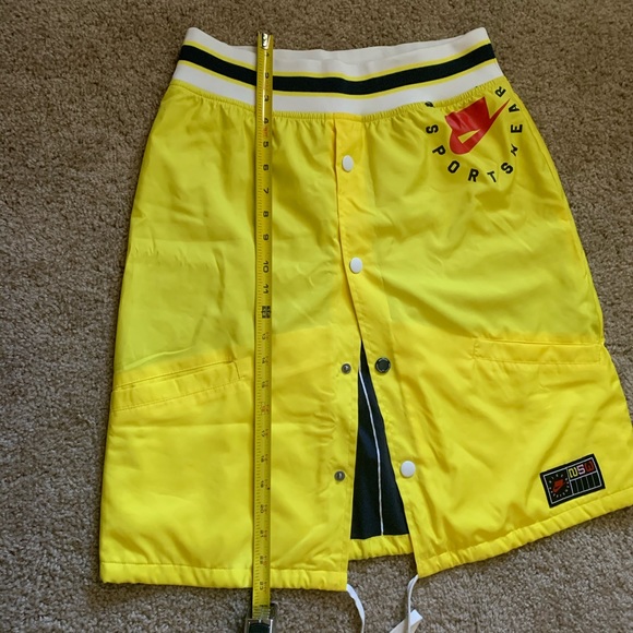 Yellow Nike Bomber Jacket Skirt. Nike Sportswear - Picture 5 of 7